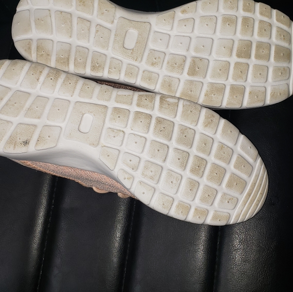 Very G "Lilliana" Blush Pink Sneakers w/Silver Sparkles Size 10 - Picture 9 of 10